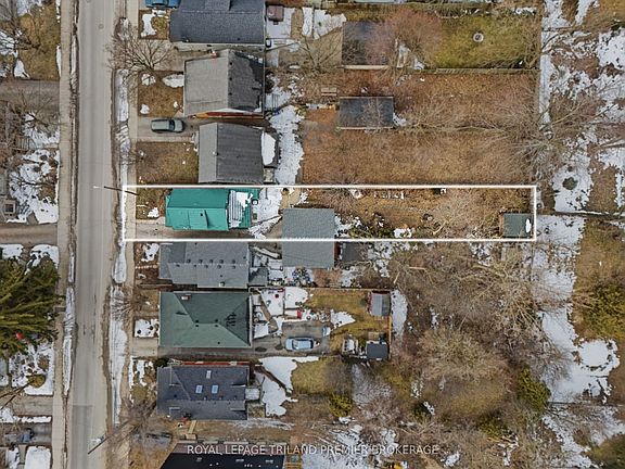 3rd image of 98 Briscoe St E