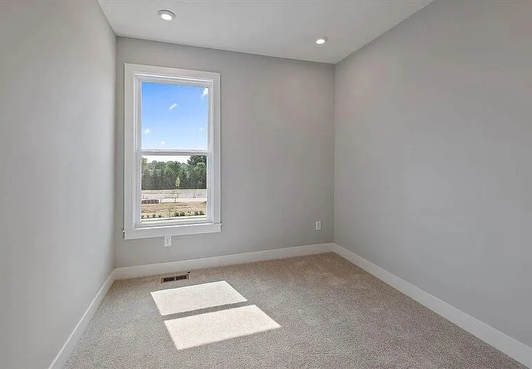 7234 Otley Dr — Photo 25