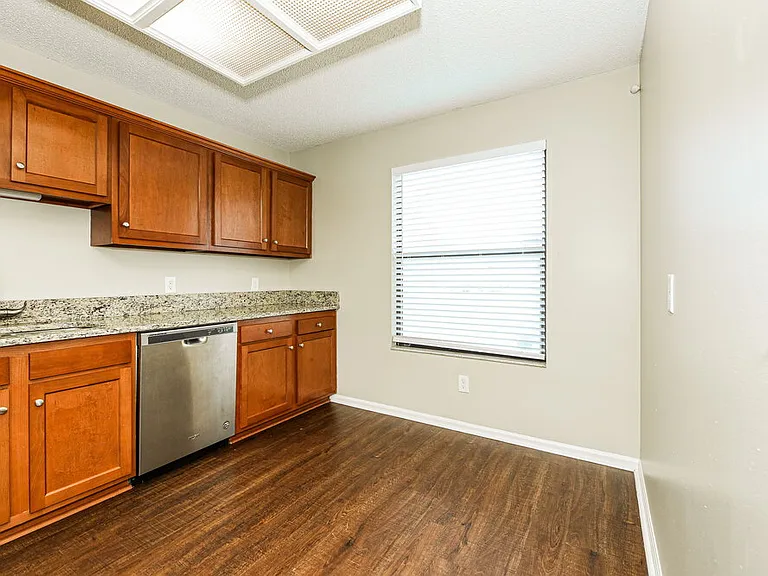 8050 Cumberland Gap Trl — Photo 9