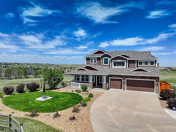 3rd image of 3319 Paintbrush Lane