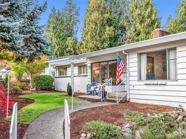 6422 NE 154th St, Kenmore, WA 98028