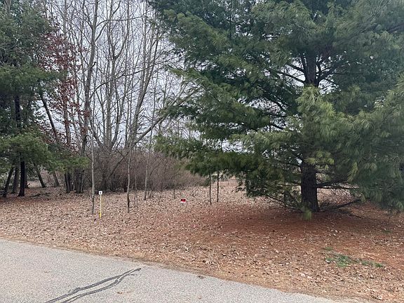 4th image of 10340 Peninsula Dr N