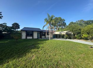 530 Escarole St SE, Palm Bay, FL 32909