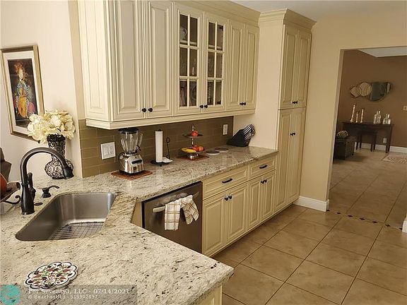 5th image of 9360 NW 18th Dr