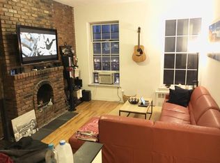 184 9th Ave APT 1A, New York, NY 10011