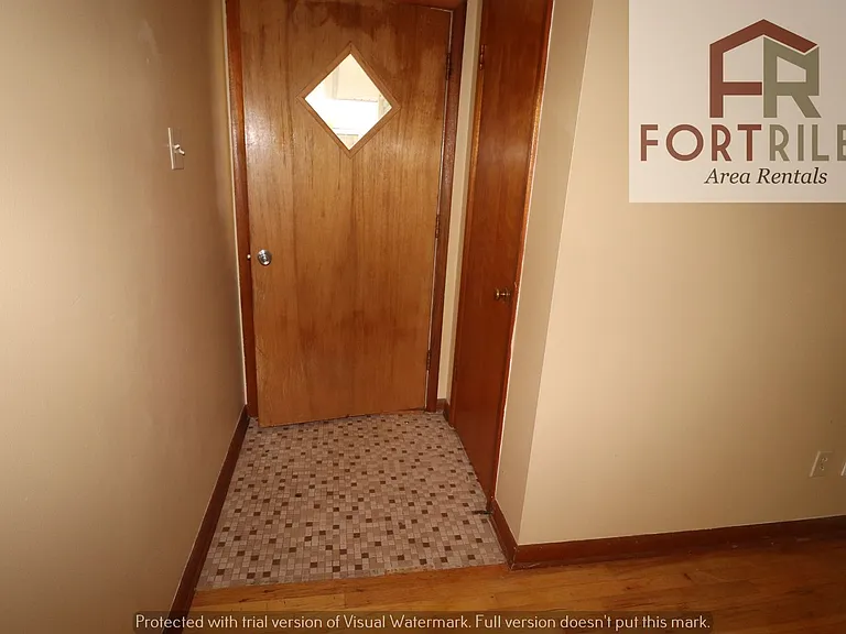 627 W 3rd St — Photo 37