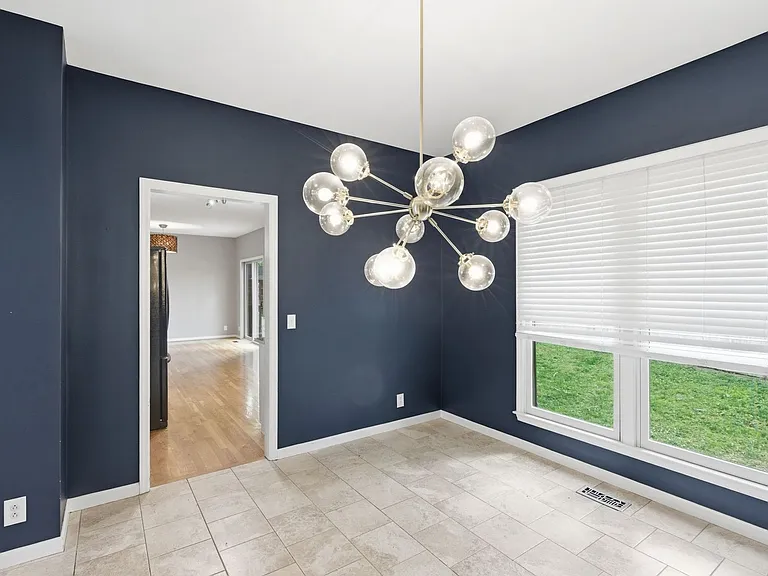 913 Magnolia Ct W — Photo 16