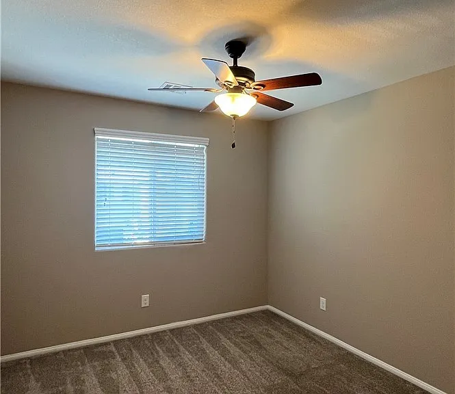 1816 Luxor Lights Ave — Photo 16