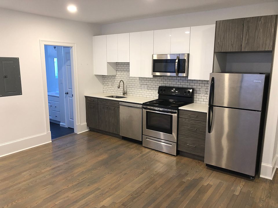 1st image of 7 Myrtle St APT 4