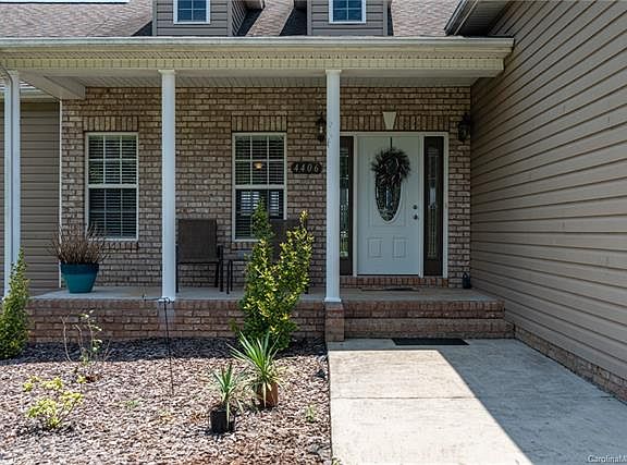 2nd image of 4406 Royal Oaks Dr