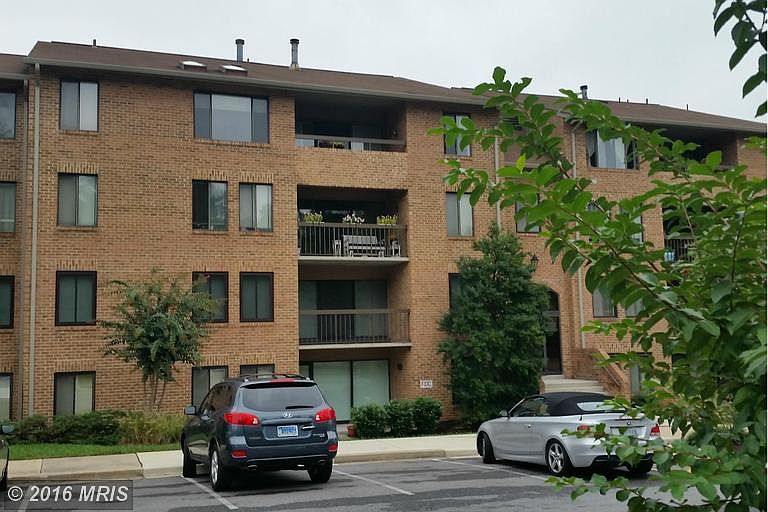1st image of 11323 Commonwealth Dr APT 101