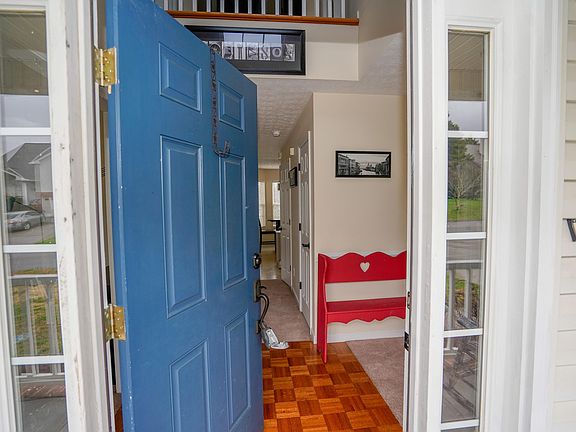 5th image of 4400 Aylesbury Dr