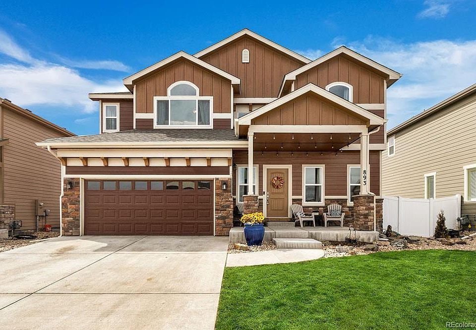 1st image of 893 Shirttail Peak Dr