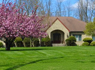 735 Sycamore Ave, Tinton Falls, NJ