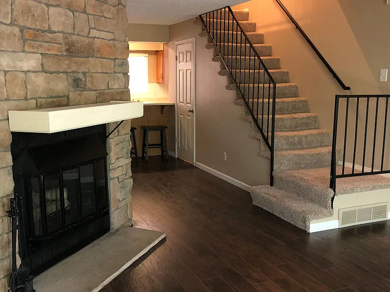 9744 W Cornell Pl — Photo 2