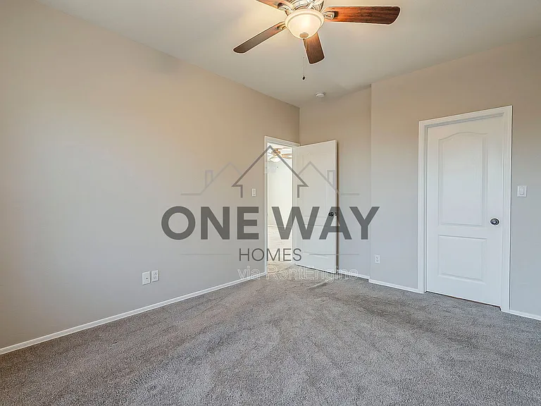 1768 E Marquette Dr — Photo 35