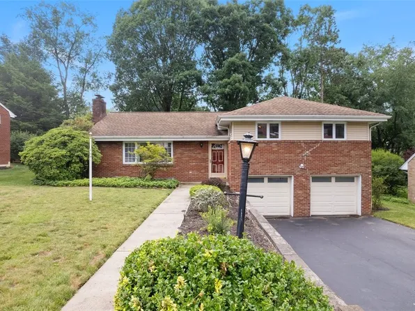 1918 S Clearview Rd, Glenshaw, PA 15116