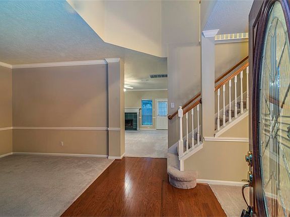 2nd image of 13427 Scenic Glade Dr