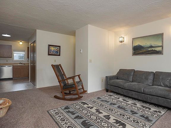 3rd image of 4929 Palo Verde Ave