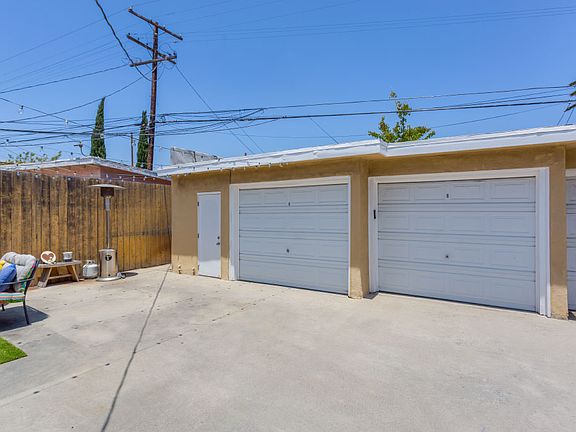 3rd image of 4258 S Centinela Ave