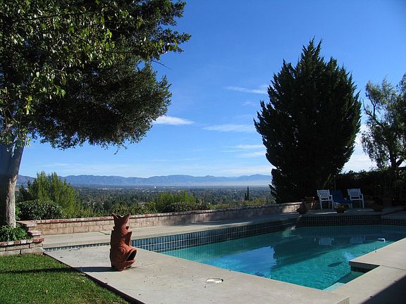 4th image of 23701 Gerrad Way