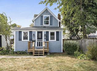 91 Darrow St, Quincy, MA 02169