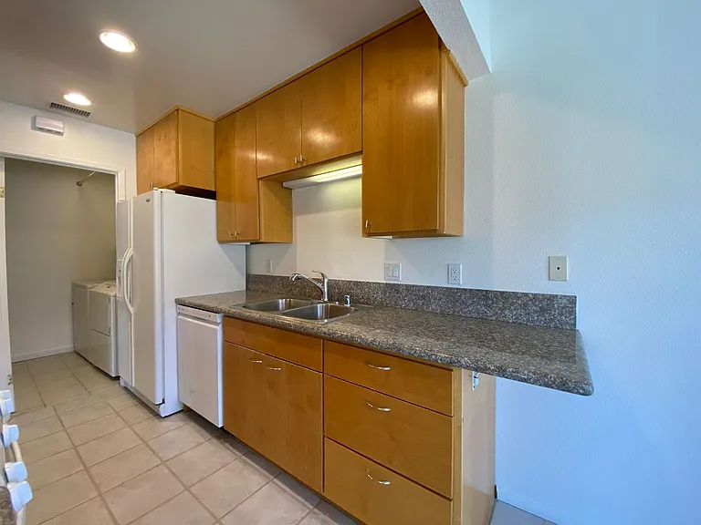 322 Fireside St — Photo 6