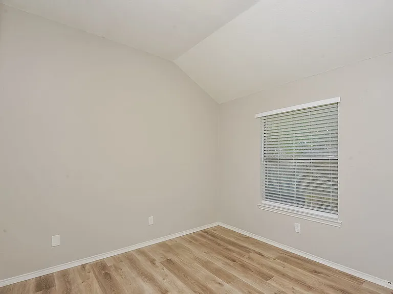 6221 Valley Forge Ct — Photo 14