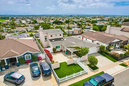 19312 Harding Ln Photo 1