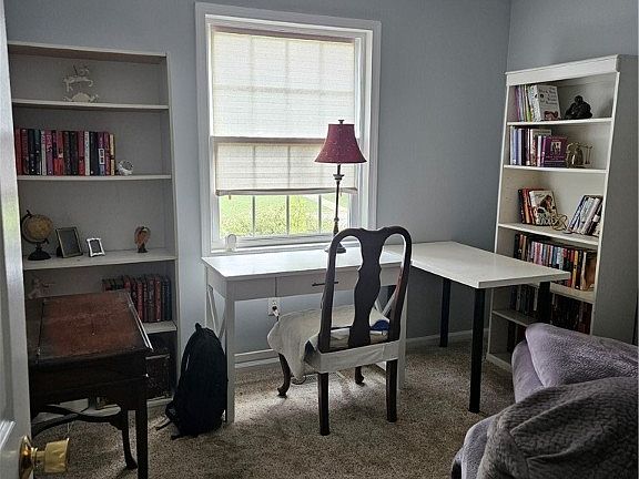 5th image of 107 Tudor Rd