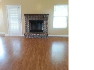 372 Misty Valley Dr, Saint Peters, MO