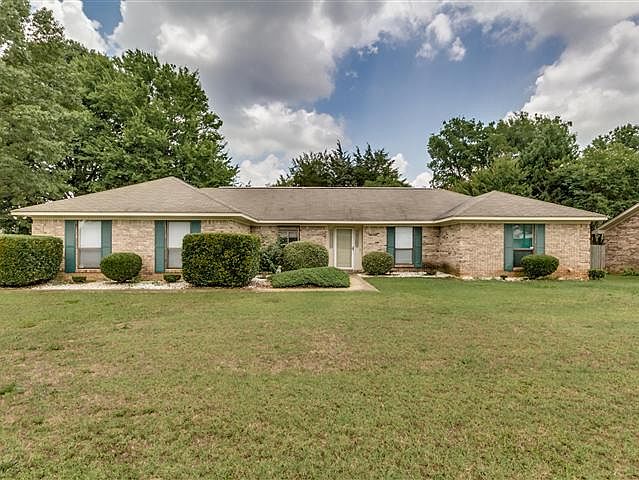 1st image of 3719 Norwood Ln