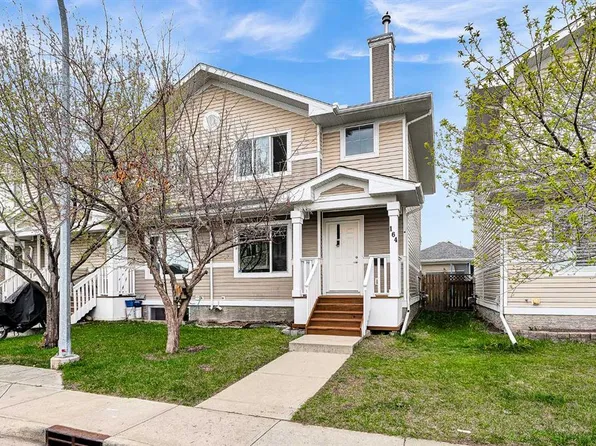 164 E Bridleridge Gdns SW, Calgary, AB T2Y 4L4