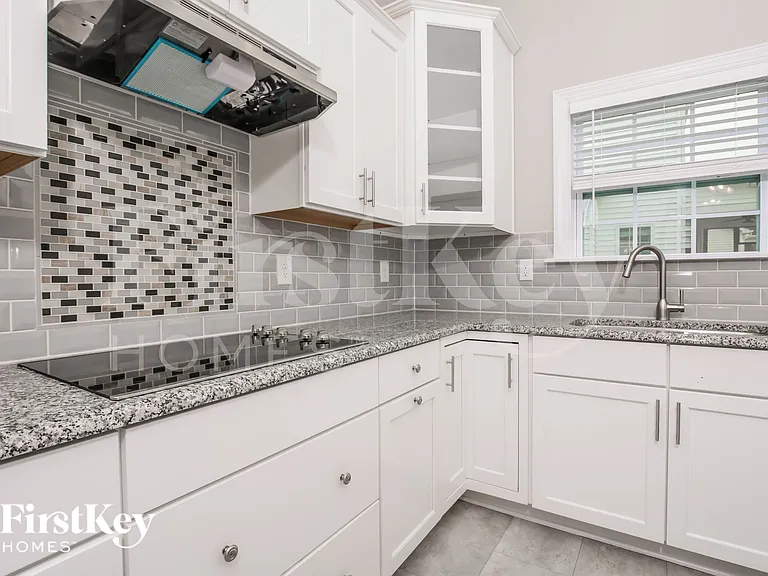 157 Ramsgate Dr — Photo 8
