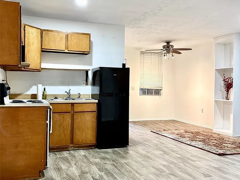 1407 Nevada St — Photo 15