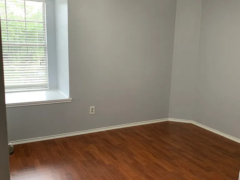 Third bedroom with window seat.