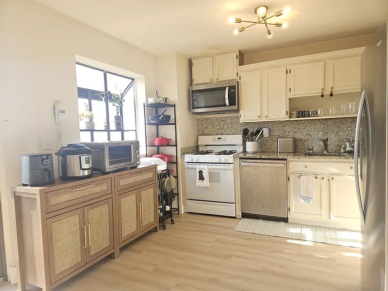 50 Alana Dr — Photo 4