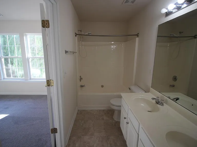 320 Ruby Walk Dr — Photo 15