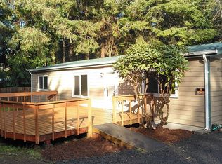 4949 S Loftus Rd, Florence, OR 97439