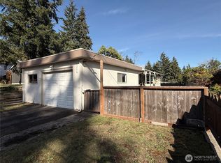 5206 5th St, Bremerton, WA 98312