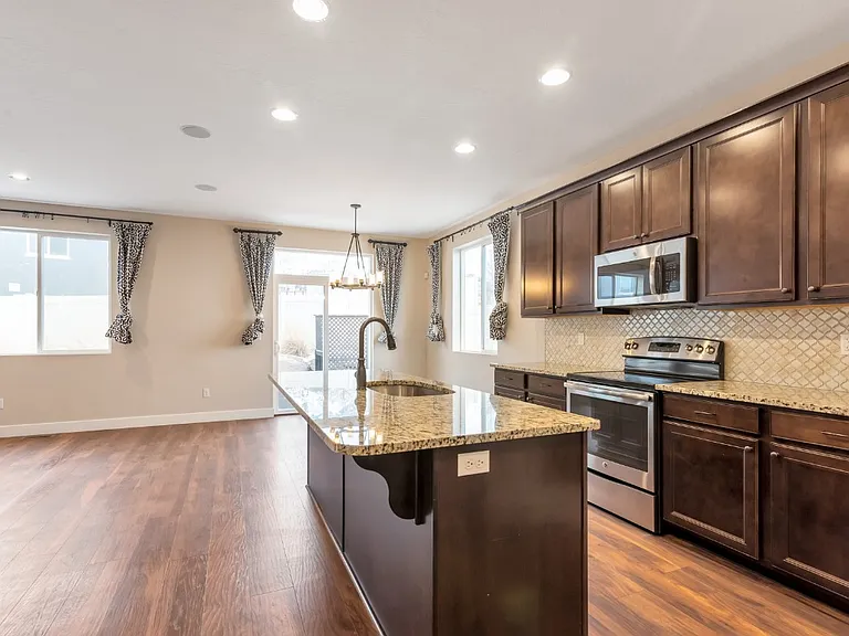 2961 S Willow Creek Dr — Photo 6