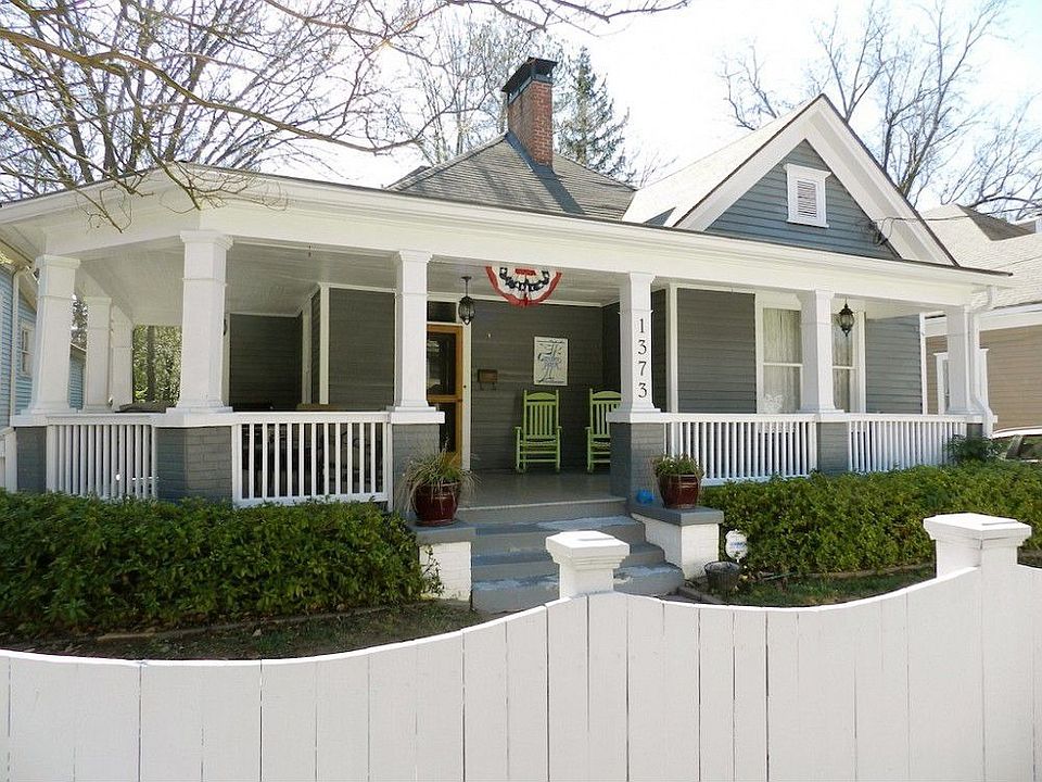 Charm, Charm, Charm... this 1910 bungalow has it all!! gorgeous renovation, entry foyer, large formal rooms, great walkable location, knock out kitchen, beautiful fenced level back yard and huge storage basement