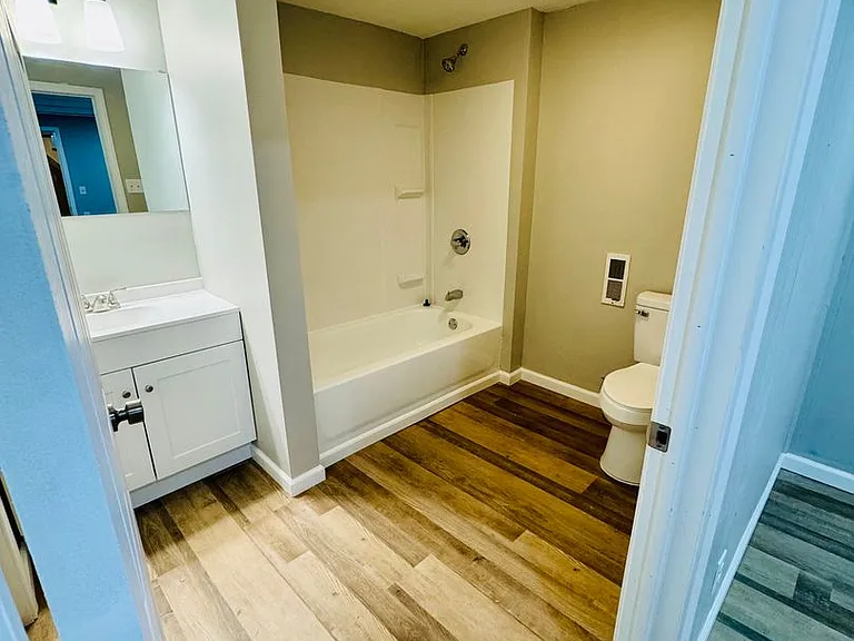 3305 N Russell Rd — Photo 12