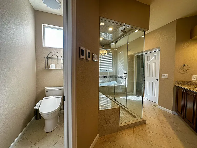 7856 Stonedale Dr — Photo 42