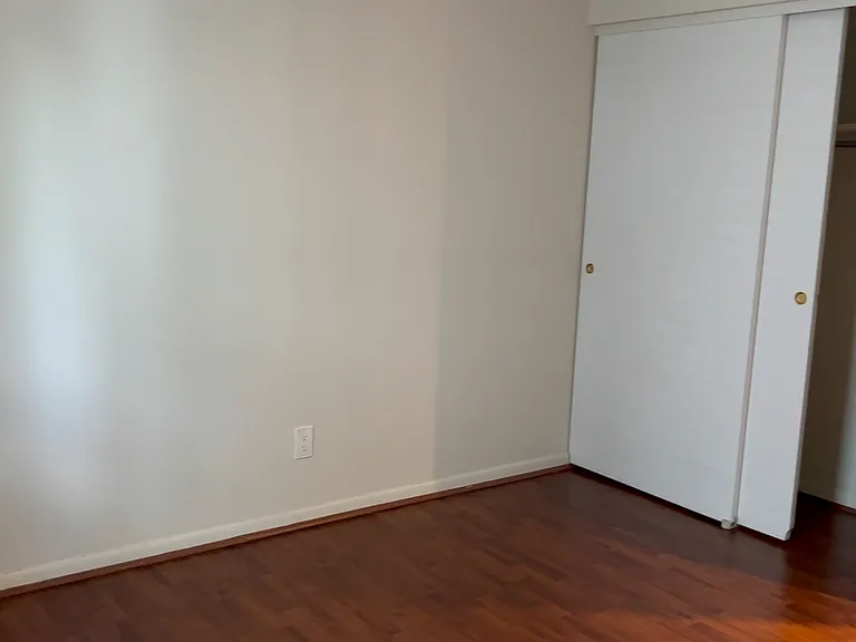 3806 Hyde Park Ave #11 — Photo 2
