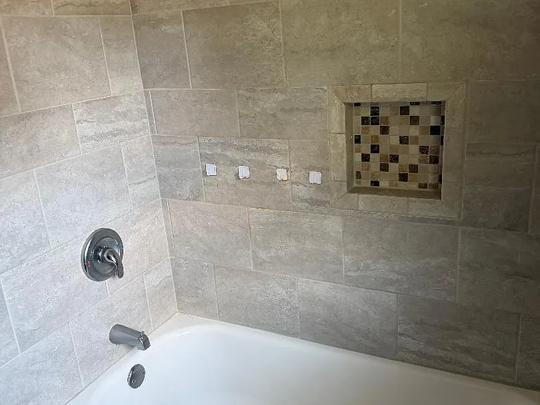 860 Harding Ave — Photo 7