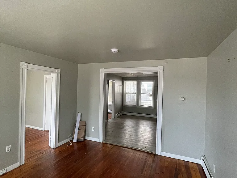 400 Smithfield Ave #1 — Photo 5