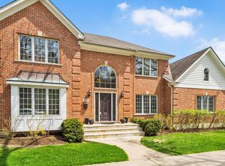 365 Western Ave, Clarendon Hills, IL 60514