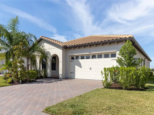1922 6th St E, Palmetto, FL 34221