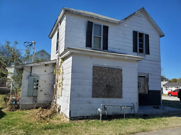 100 W College Street, Aurora, MO 65605